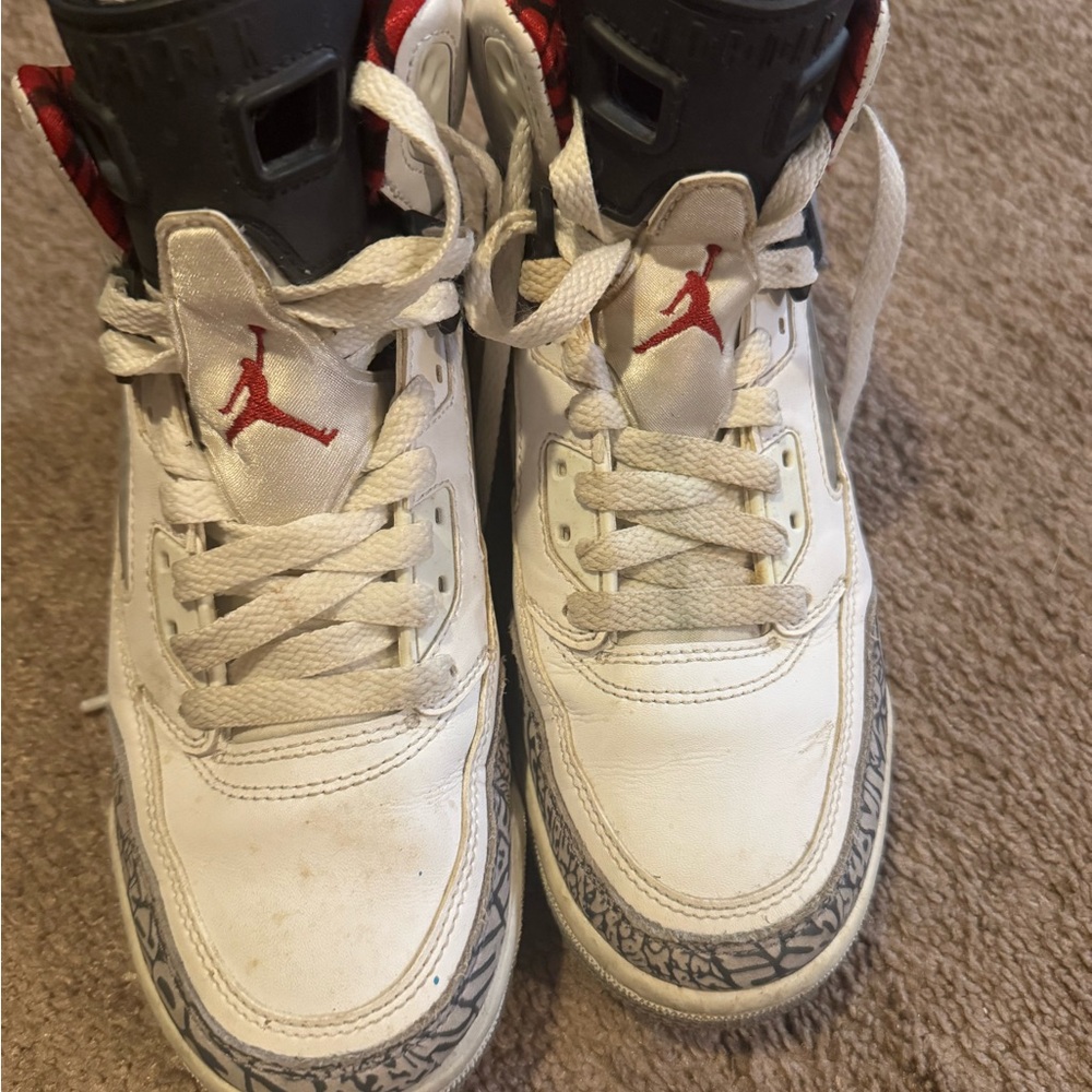 Jordan Kids Sneakers in White and Red